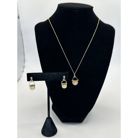 14k Nantucket Basket Necklace and Post Earrings Set- Necklace by G. E. Robbins - Picture 2 of 13